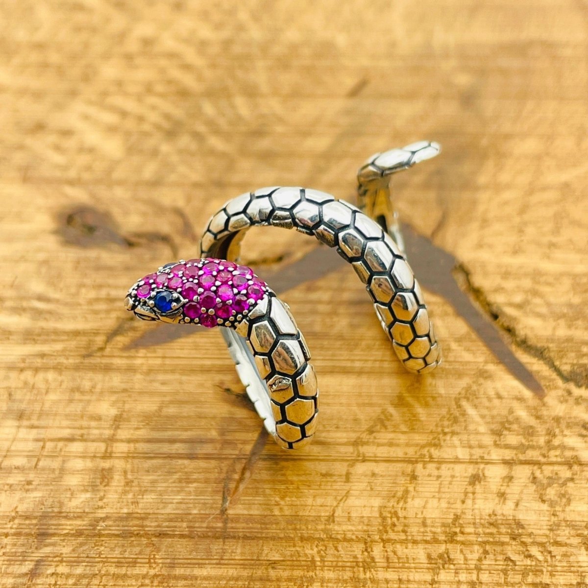 Adjustable Amethyst Snake Ring - TryAladdin