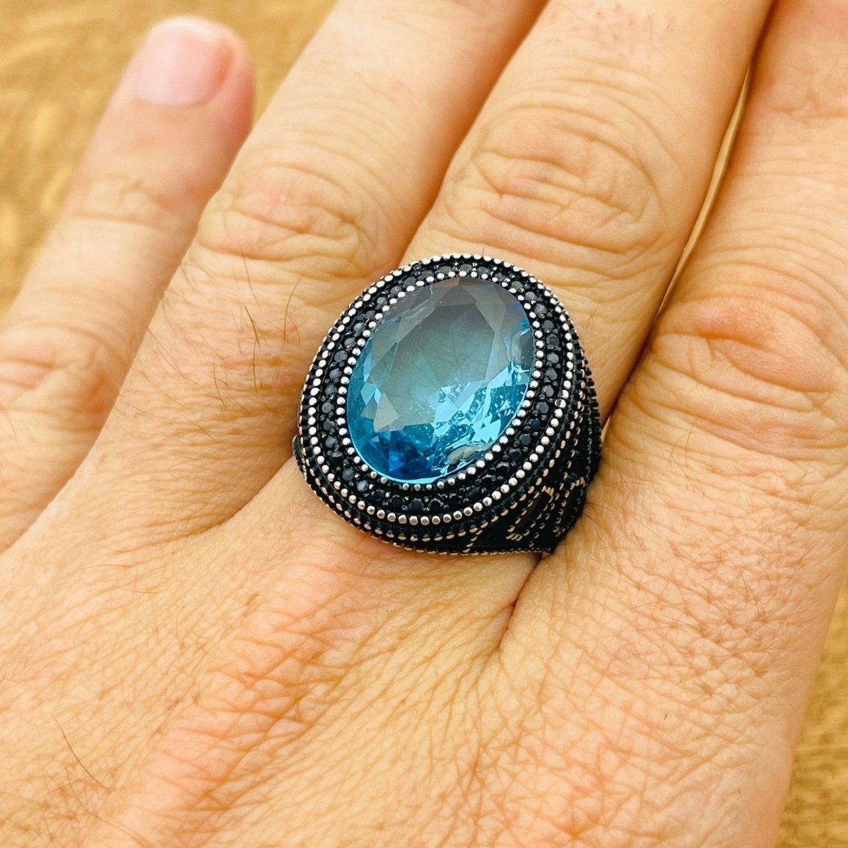 Aquamarine Silver Ring - TryAladdin