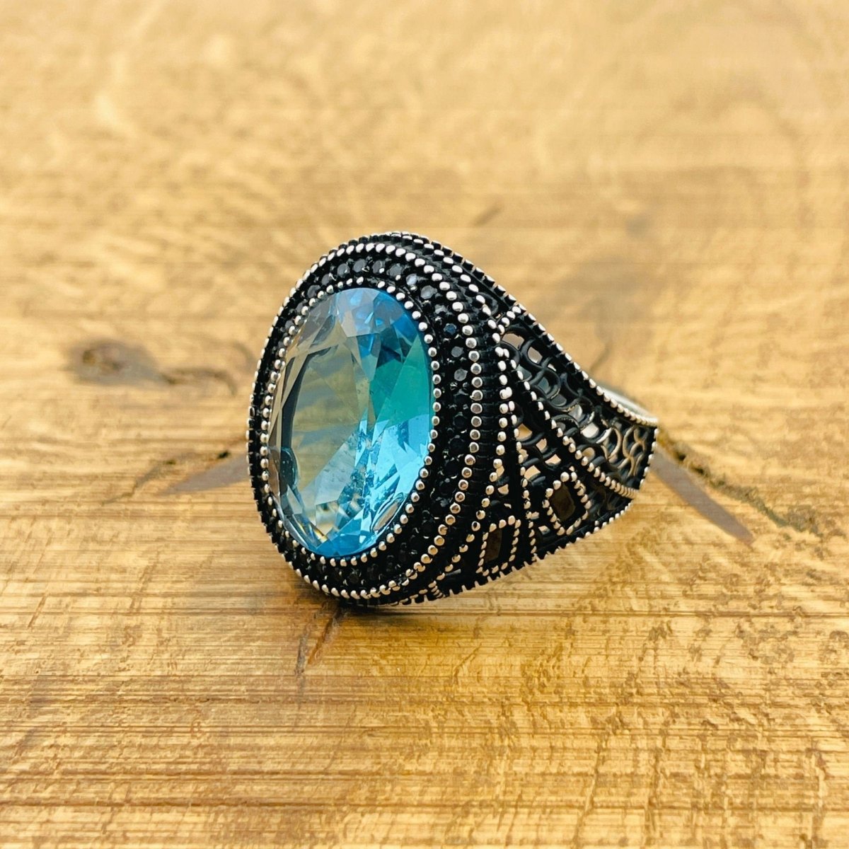 Aquamarine Silver Ring - TryAladdin