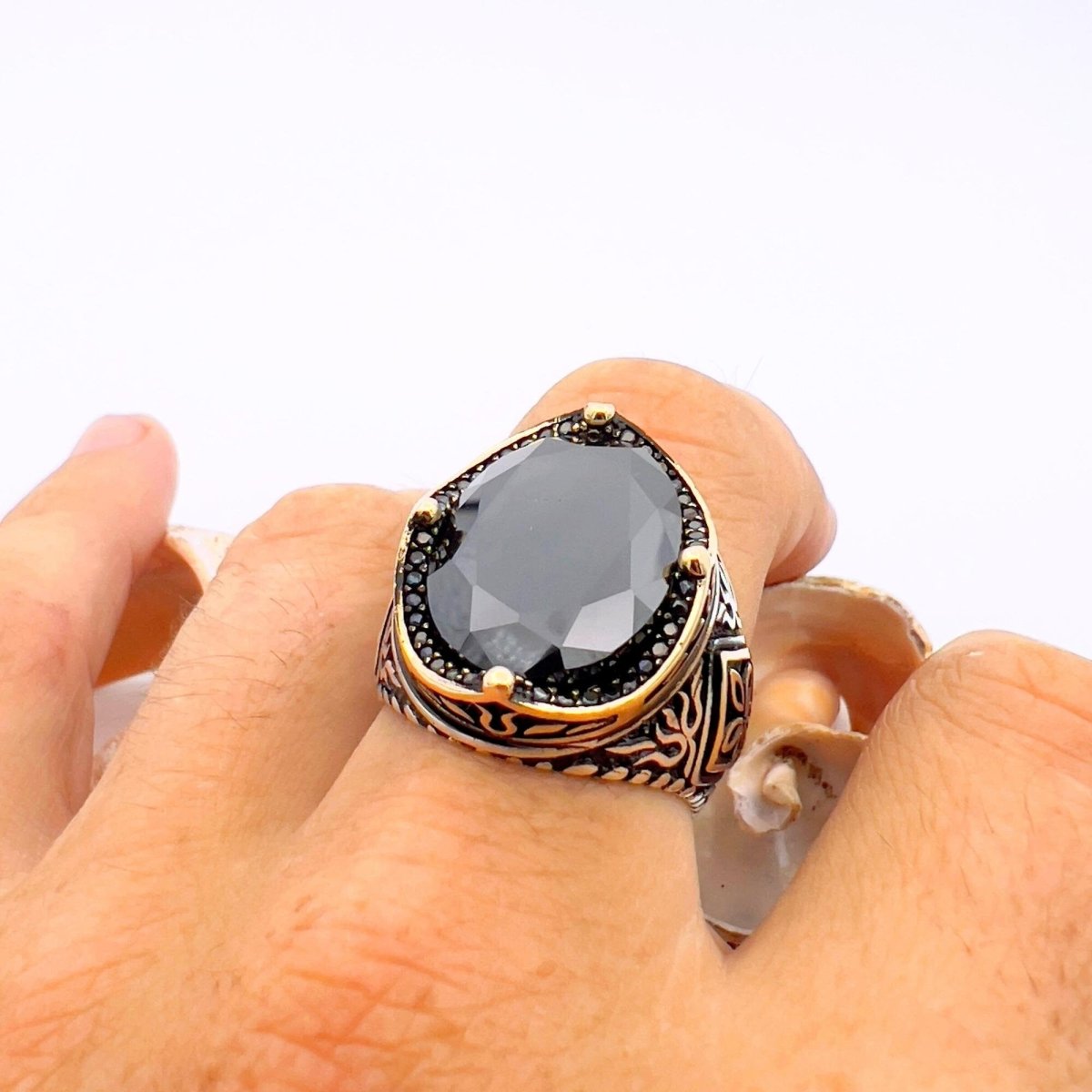 Black Onyx Oval Stone Men's Ring - TryAladdin