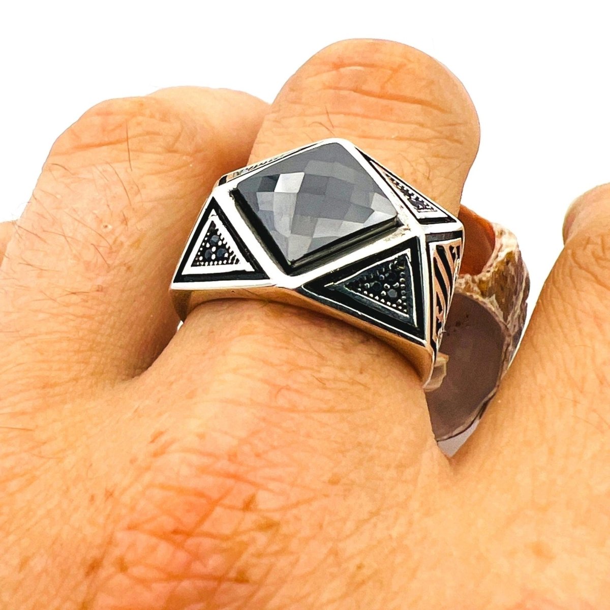 Black Onyx Stone Men's Silver Ring - TryAladdin