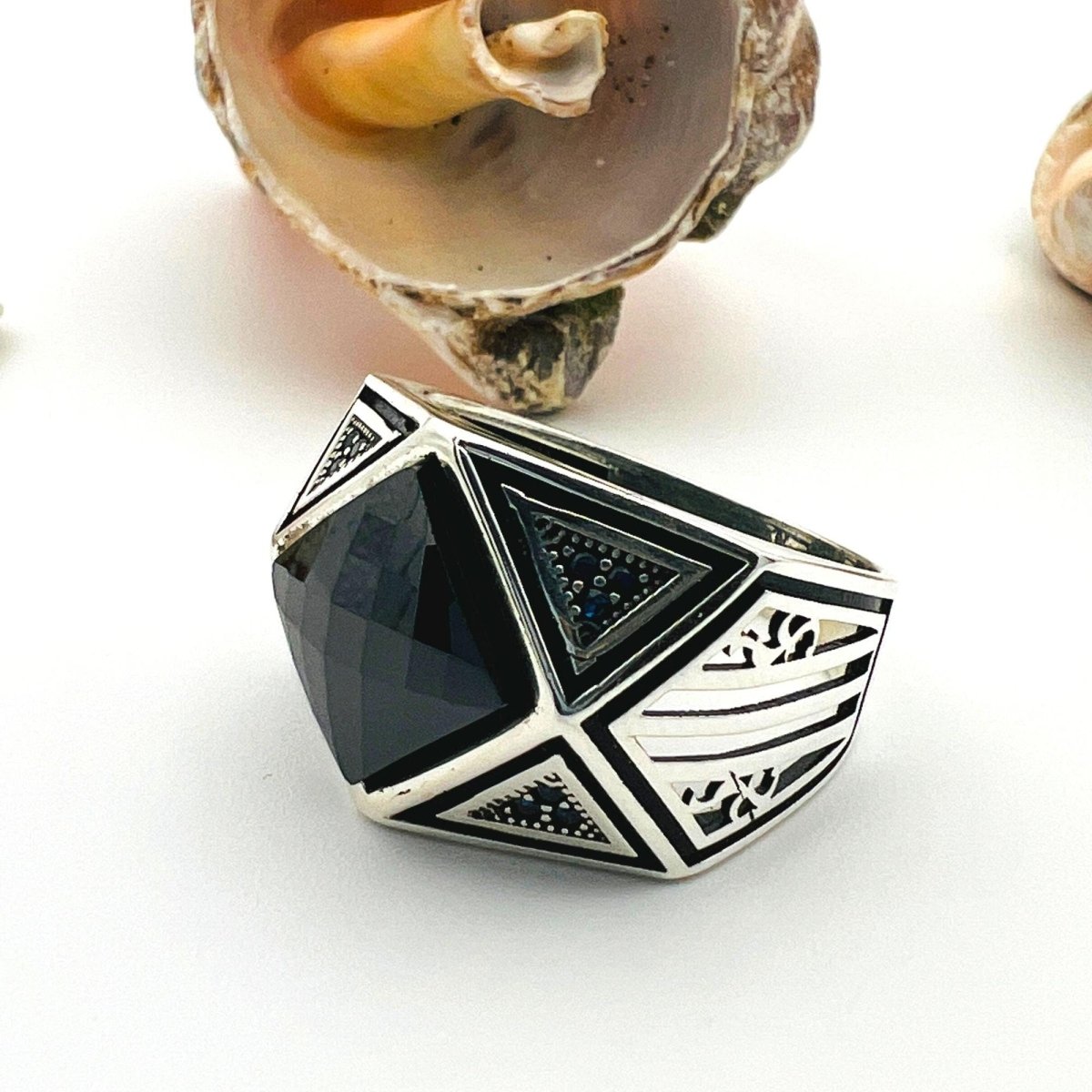 Black Onyx Stone Men's Silver Ring - TryAladdin