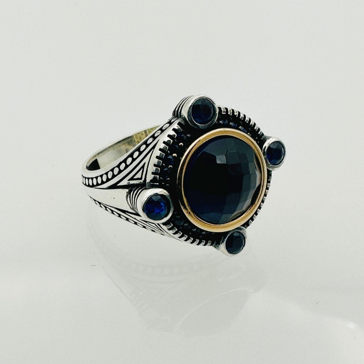 Handmade Men's Blue Sapphire Silver Ring - TryAladdin