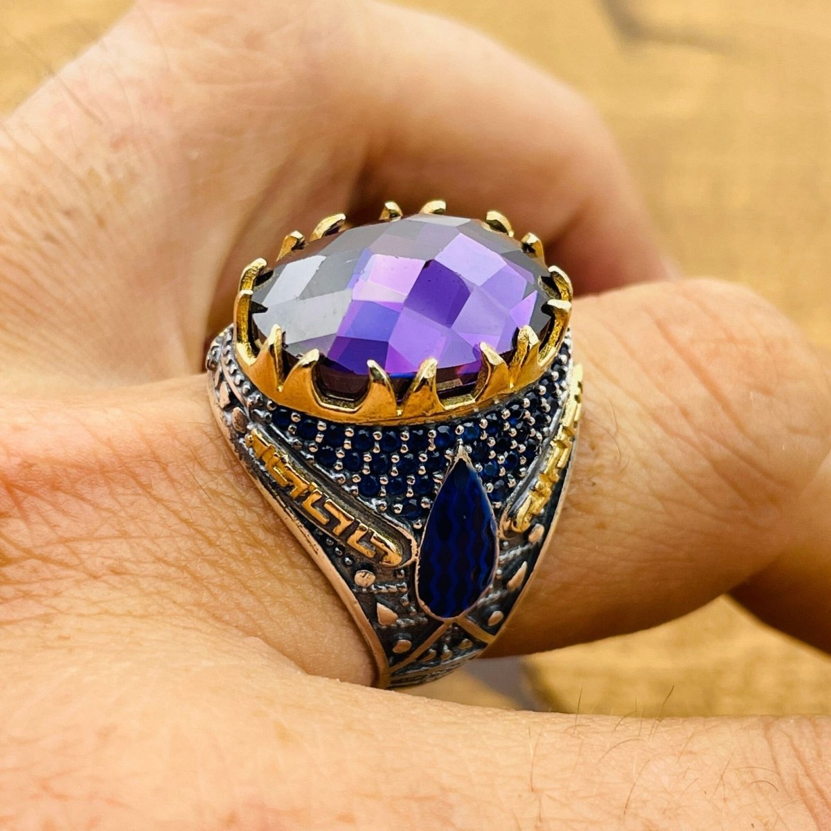 Men’s Amethyst Oval Ring - TryAladdin