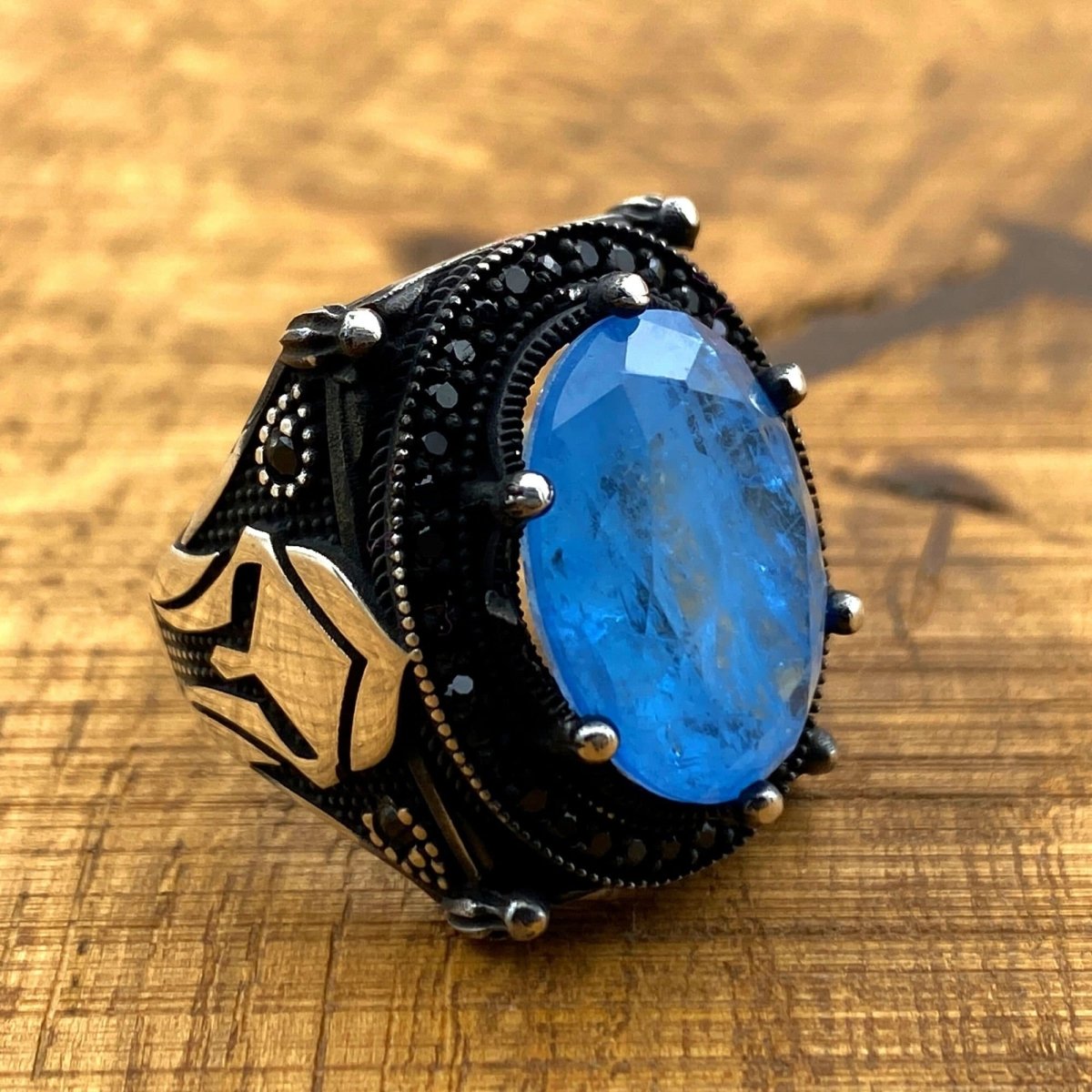 Men's Blue Tourmaline Stone Silver Ring - TryAladdin