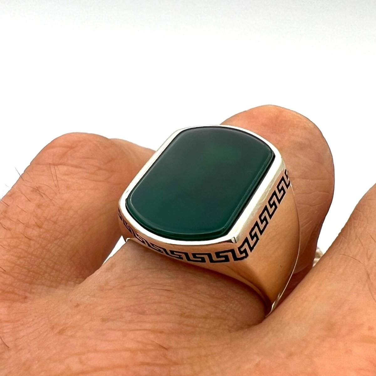 Men's Green Agate Stone Silver Ring - TryAladdin