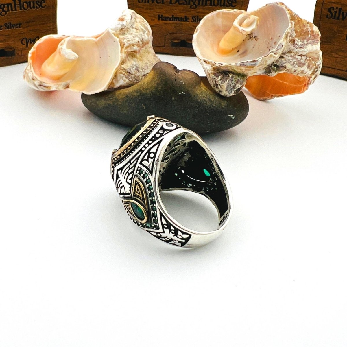 Men's Green Emerald Oval Stone Silver Ring - TryAladdin