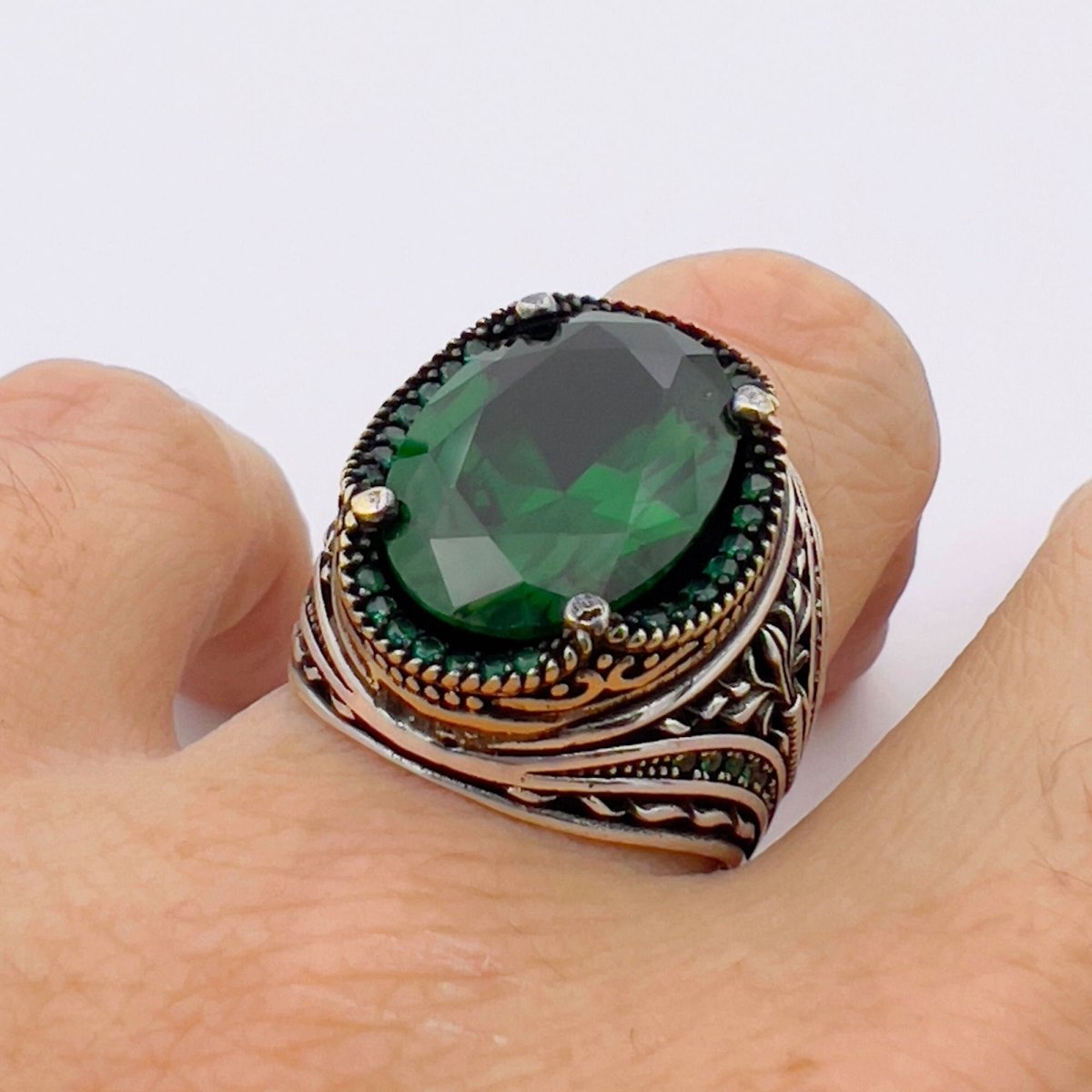 Men's Green Emerald Silver Ring - TryAladdin