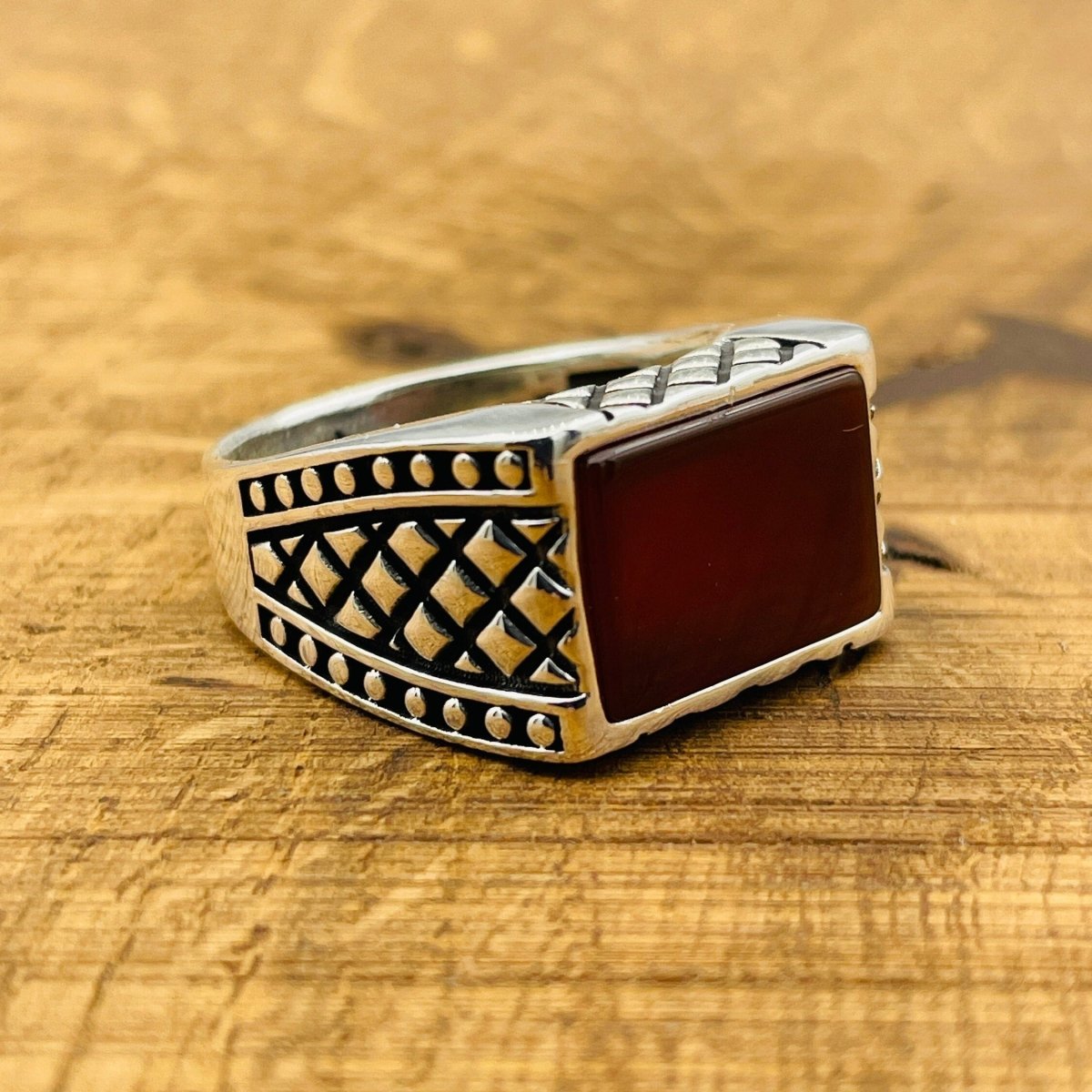 Men's Rectangle Red Agate Stone Ring - TryAladdin