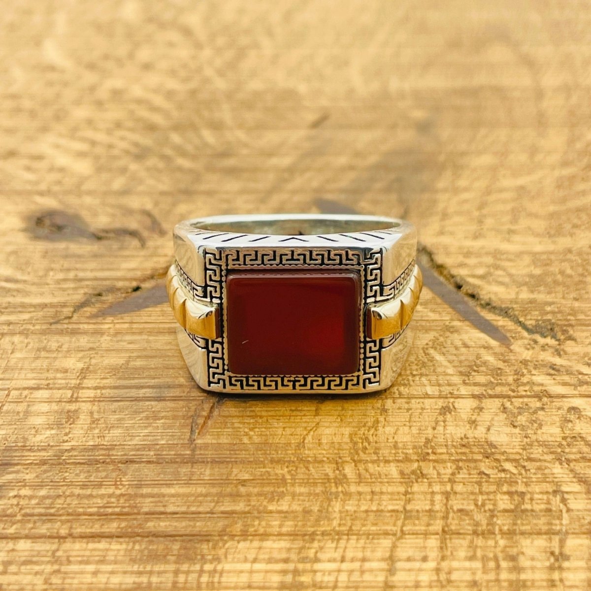 Men's Red Agate Silver Ring - TryAladdin