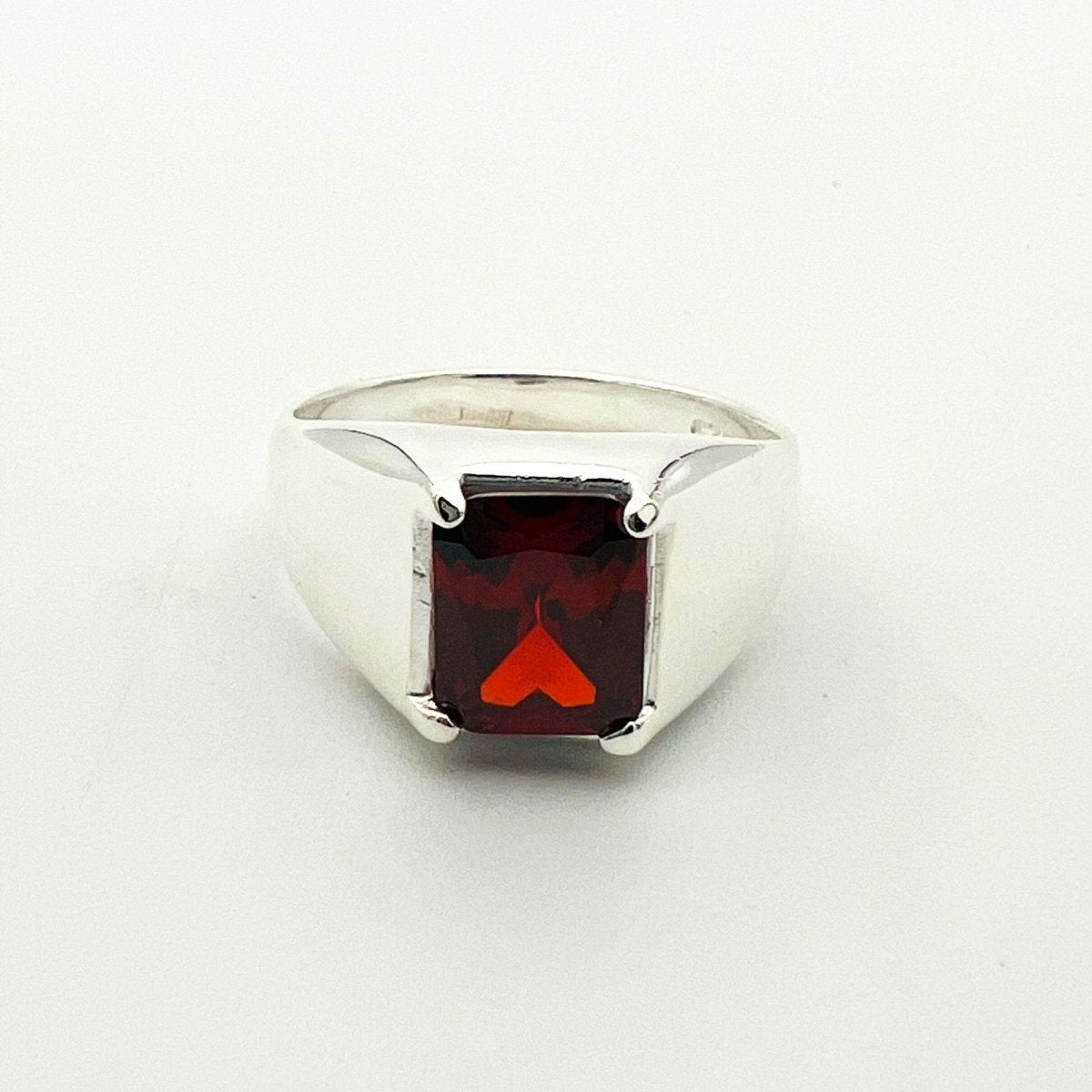 Modern Minimalist Men's Ruby Ring - TryAladdin