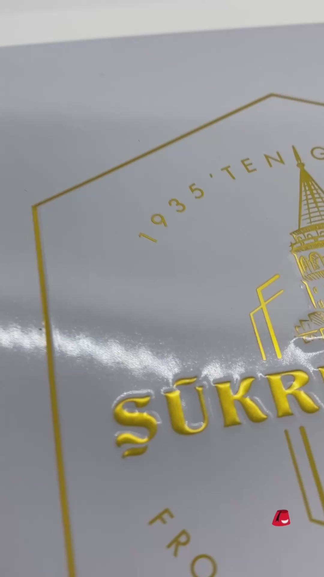 Ükrü Efendi 1935 | Grüne Bliss Baklava mit Pistazien in Geschenk-Metallbox (1250g)