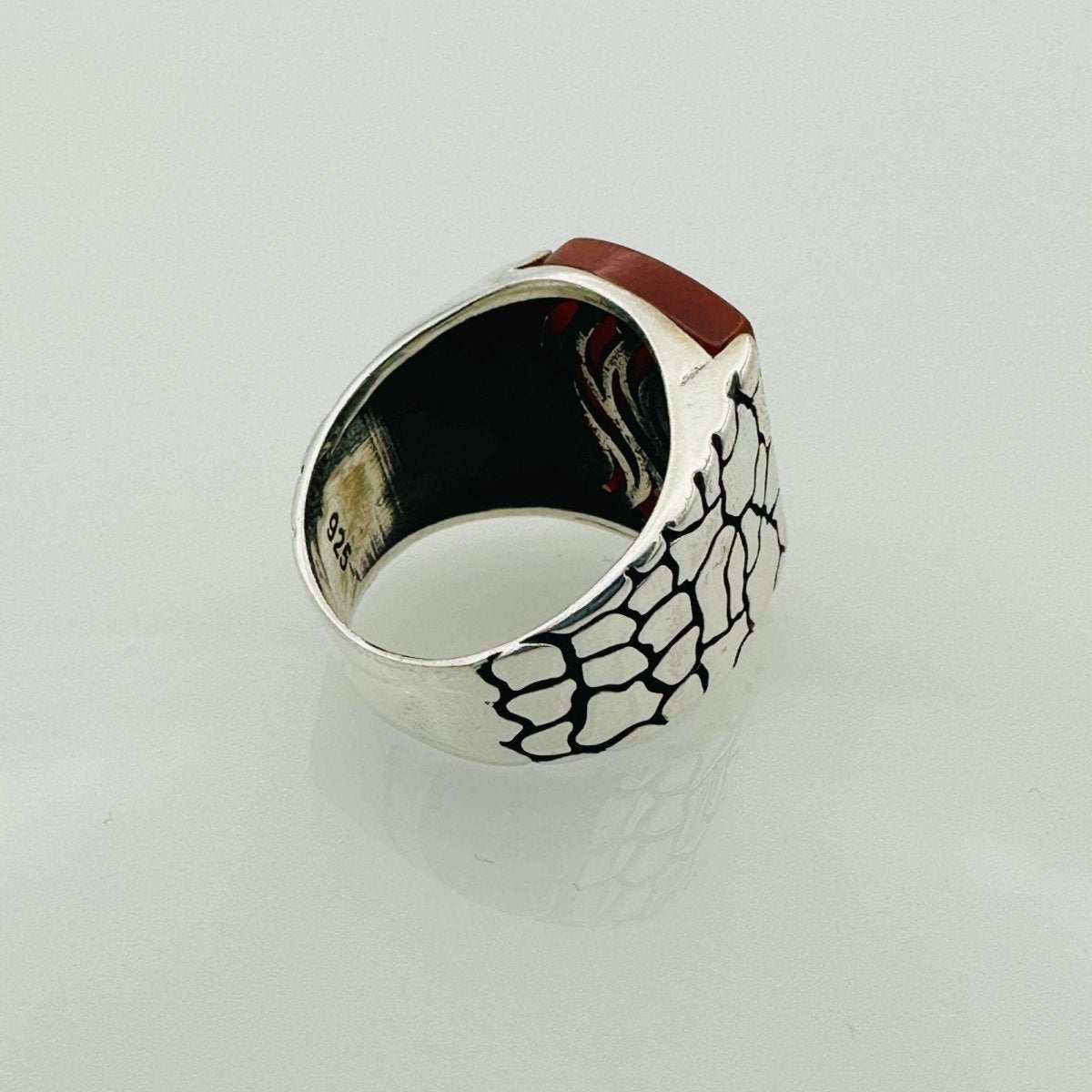 Red Agate Silver Men's Ring - TryAladdin