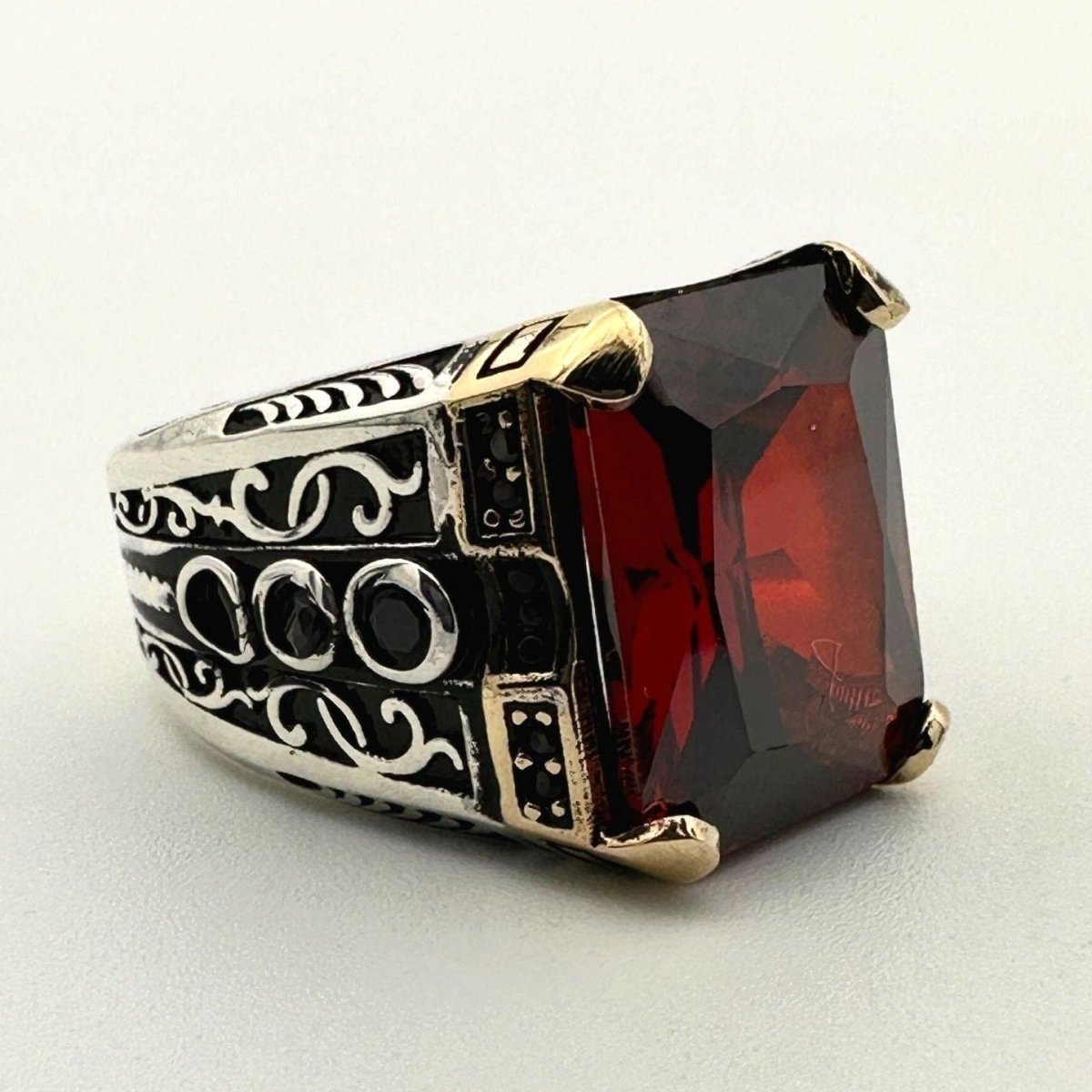 Red Ruby Square Stone Men's Silver Ring - TryAladdin