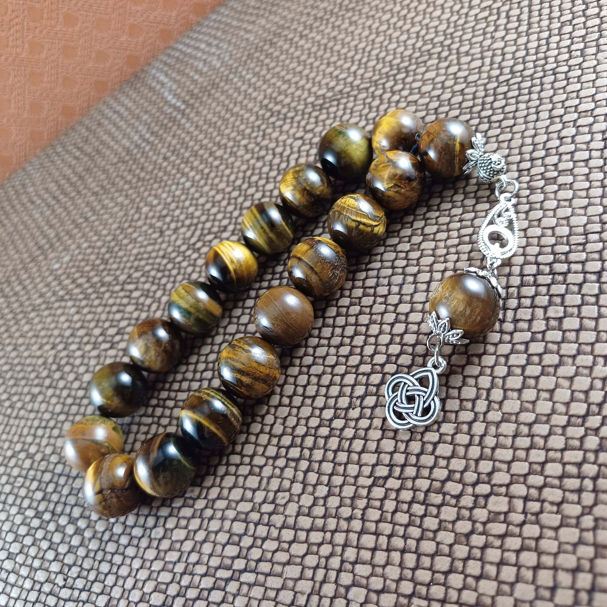 Selderesi | 17 Beads Efe Size (Small Size) Mascot Natural Tiger Eye Stone Tasbih - TryAladdin