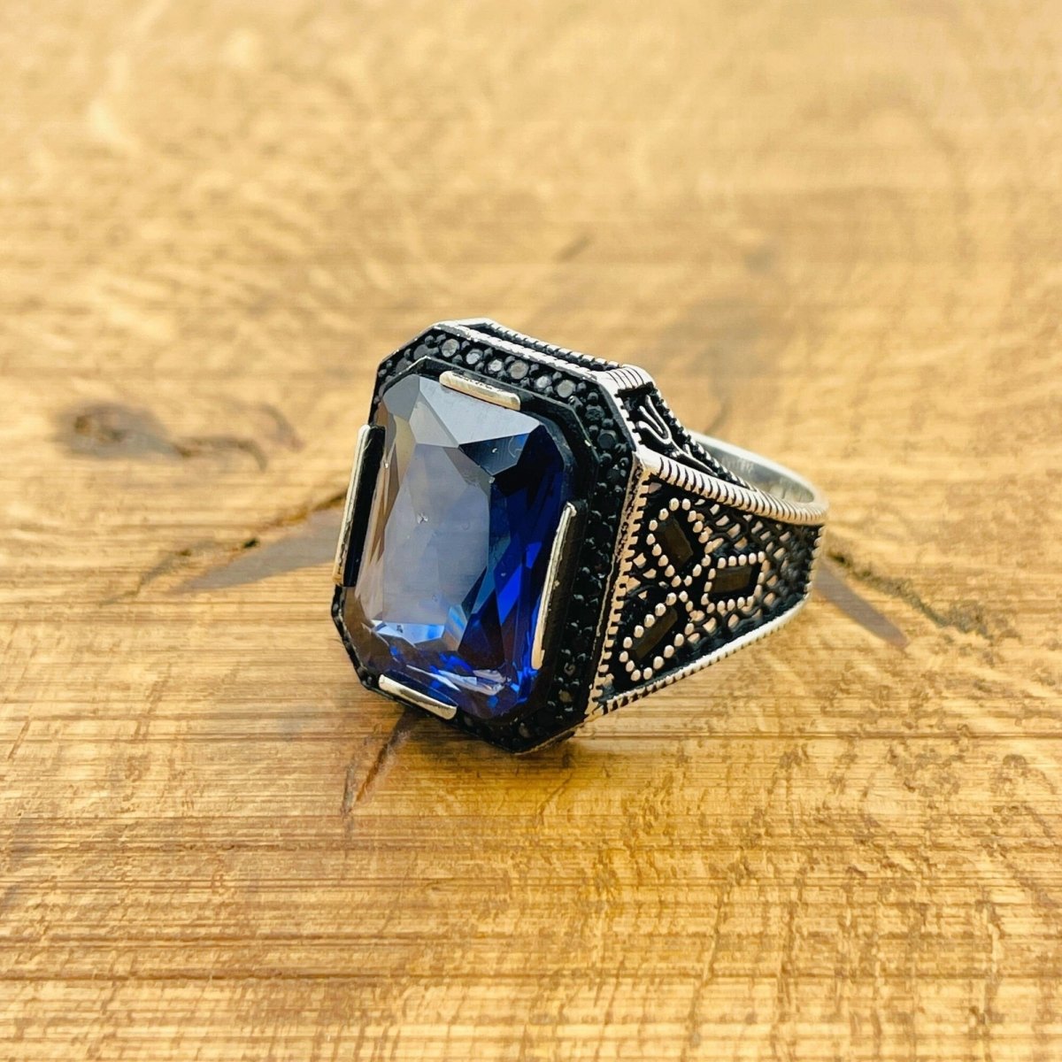 Tanzanite Stone Silver Ring - TryAladdin