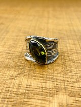 Women's Peridot Silver Ring - TryAladdin