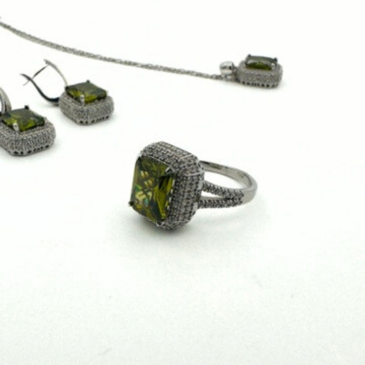 Women's Peridot Stone Silver Set - TryAladdin