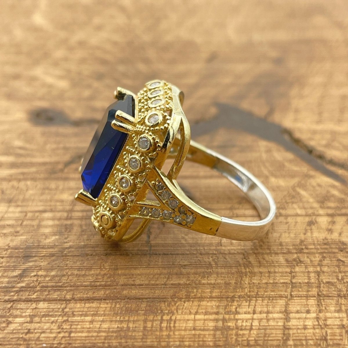 Women's Sapphire Ring - TryAladdin