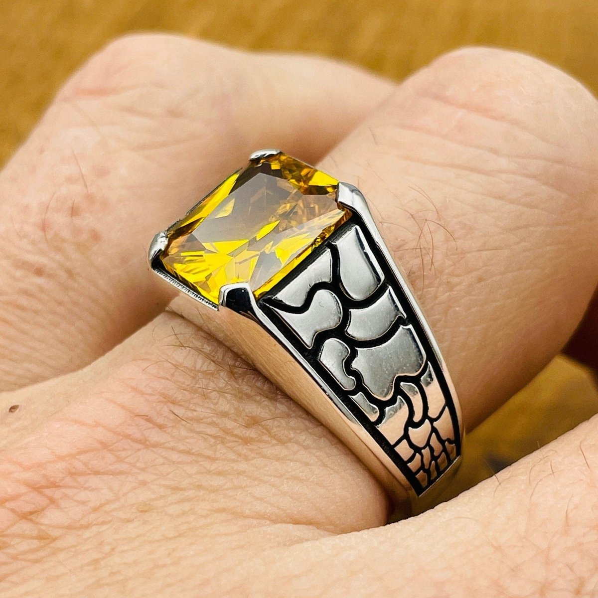 Yellow Citrine Stone Men's Silver Ring - TryAladdin